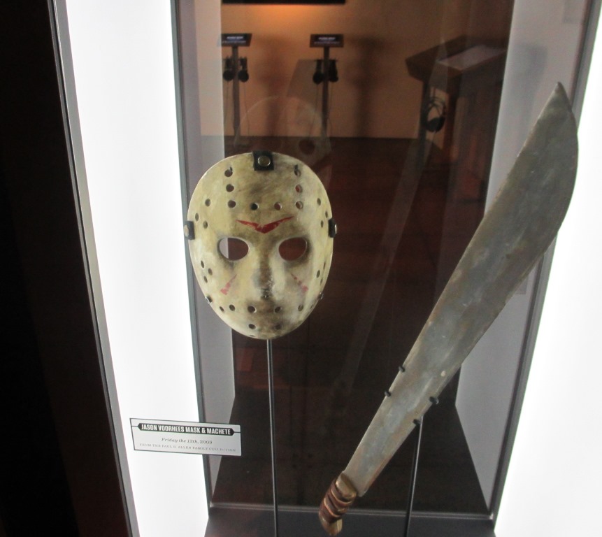 Jason Voorhess mask and machete from 'Friday the 13th' (2009).