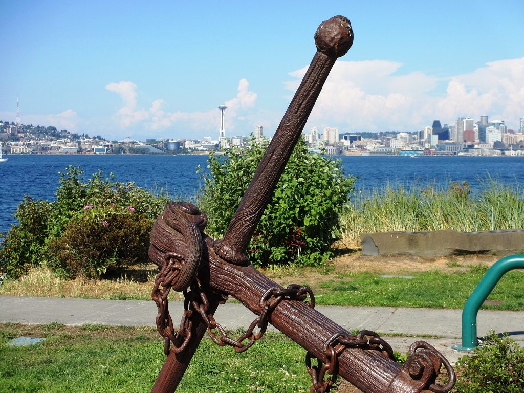 A decorative anchor found along the path to Alki Beach (West Seattle).